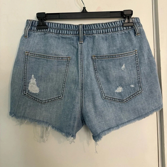 Aerie Women’s shorts size Small elastic waistband - Picture 3 of 5